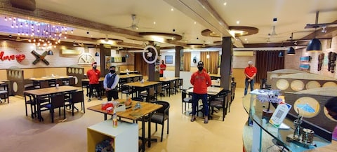 Ustav Restaurant